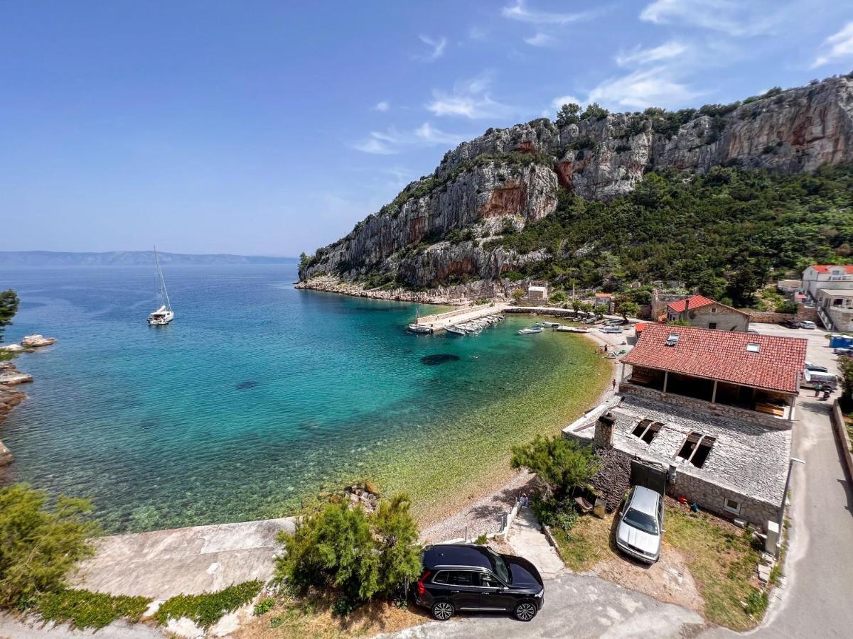 Apartment Cesare 3 Zastražišće Kültér fotó