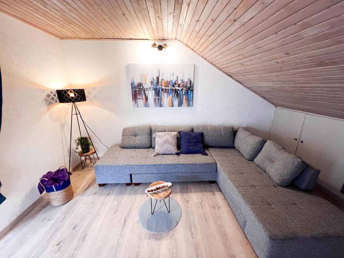 Apartment Cesare 3 Zastražišće Kültér fotó