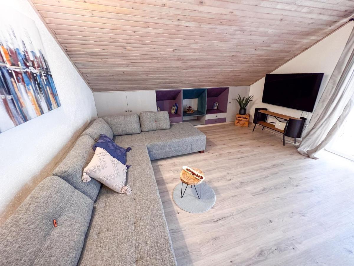Apartment Cesare 3 Zastražišće Kültér fotó
